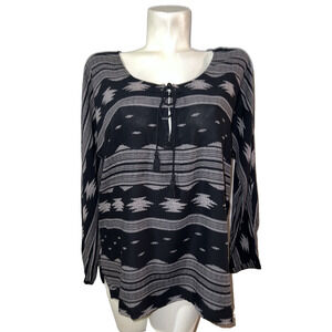 Old Navy Top Womens Size M Black Jack Print Global Boho Print LS Blouse Tunic